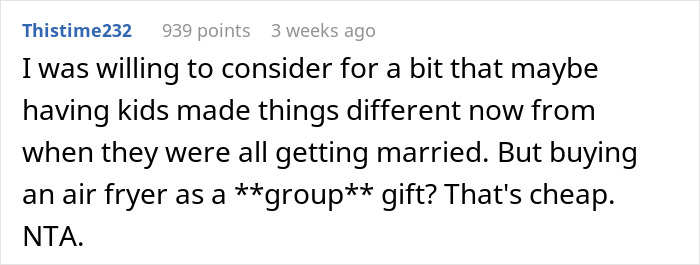 Woman Realizes She Has No Real Friends After She Gets Engaged Woman Realizes She Has No Real Friends After She Gets Engaged
