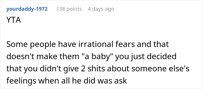 “He Was Being A Baby”: Woman Refuses To Accommodate Dog-Phobic Neighbor, Gets Called Out “He Was Being A Baby”: Woman Refuses To Accommodate Dog-Phobic Neighbor, Gets Called Out