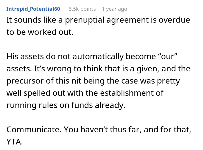 Woman Doesn&rsquo;t Understand Why Fianc&eacute; Won&rsquo;t Put Her On House Deed, Gets A Reality Check Online
