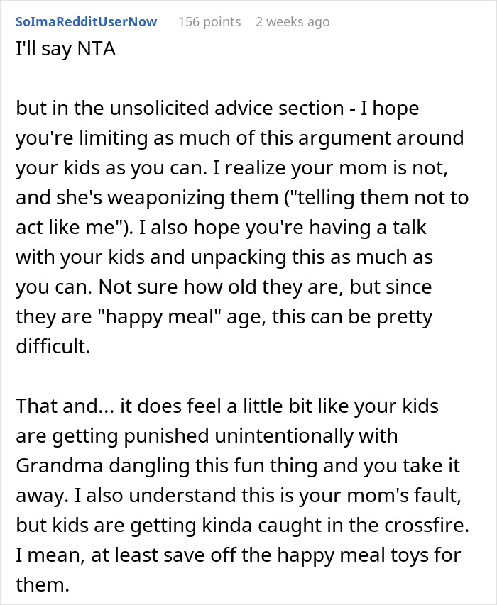 Woman Feeds Grandchildren Food From McDonald’s, Says “She Doesn’t Know Any Better” Woman Feeds Grandchildren Food From McDonald’s, Says “She Doesn’t Know Any Better”