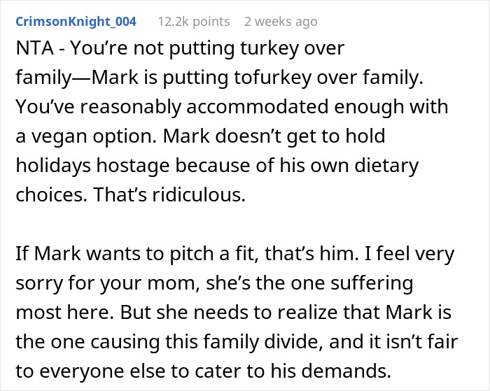 Militantly Vegan Man Tries To Ruin Possibly The Last Thanksgiving With The Whole Family