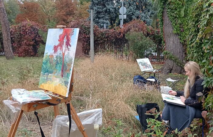 How Do Ukrainian Artists Continue To Create In The Frontline Zone?