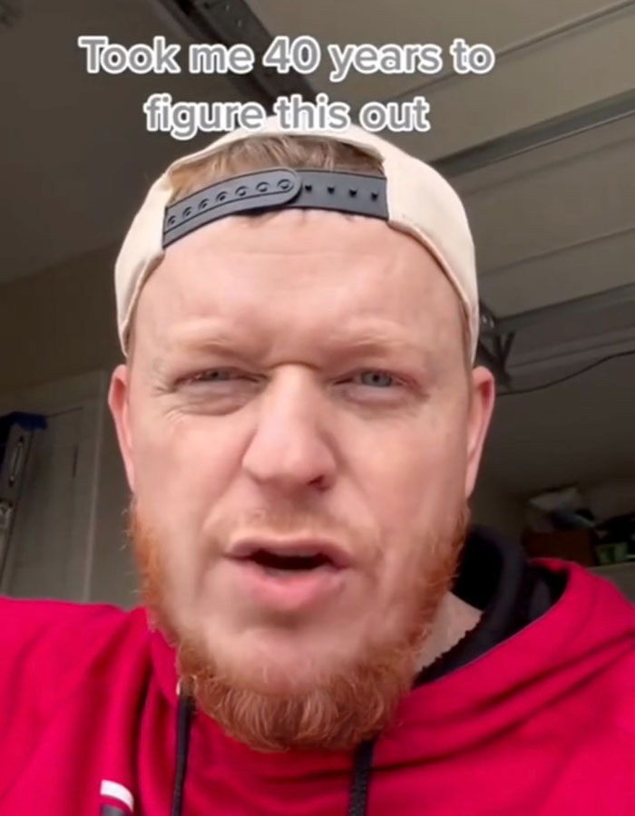 TikTok Dad Shares Ziploc Bag Trick, And People Are Calling It &ldquo;The Best Thing Since Sliced Bread&rdquo;