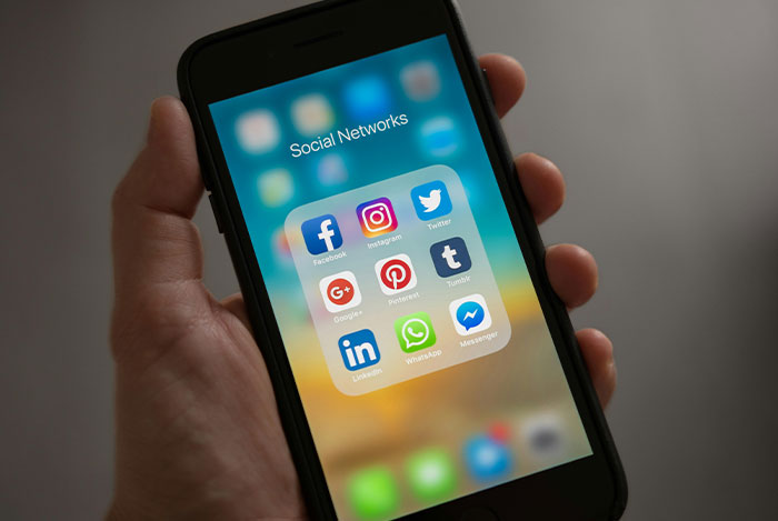 “Window Cleaners”: 50 Industries That Are Way More Dark And Sinister Than Most Realize