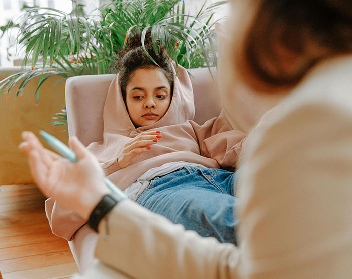 &ldquo;I Can't Believe&rdquo;: Friends Surprise Grieving Teen On Her B-Day, Her Mom Loses It