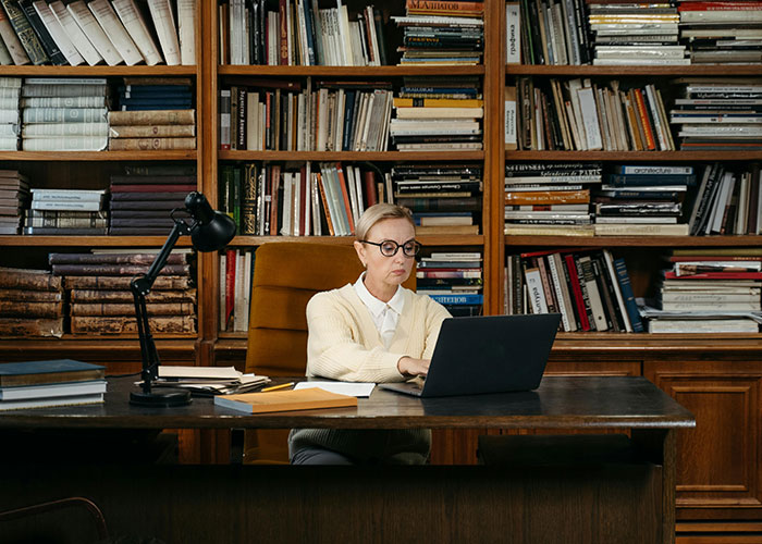 50 People Take The Chance To Say “It Doesn’t Work Like That” About Their Jobs In This Thread