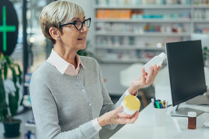 Karen Customer Is Never Seen Again In This Dispensary When The Employees Find Out Where She Works Karen Customer Is Never Seen Again In This Dispensary When The Employees Find Out Where She Works