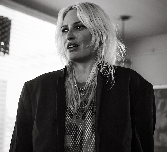 Exclusive: Linkin Park Singer Chester Bennington's Son Makes Bombshell Claims About Dad's Passing Exclusive: Linkin Park Singer Chester Bennington's Son Makes Bombshell Claims About Dad's Passing