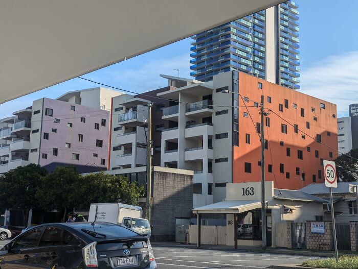 Funny-Architecture-Shaming-Pics