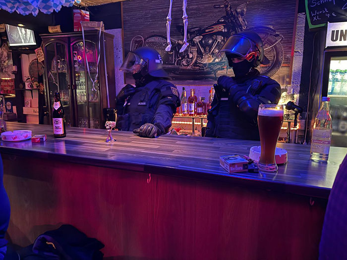 &ldquo;No Room For This Man&rdquo;: Far-Right Extremist&rsquo;s Swiss Deportation Met With Public Satisfaction