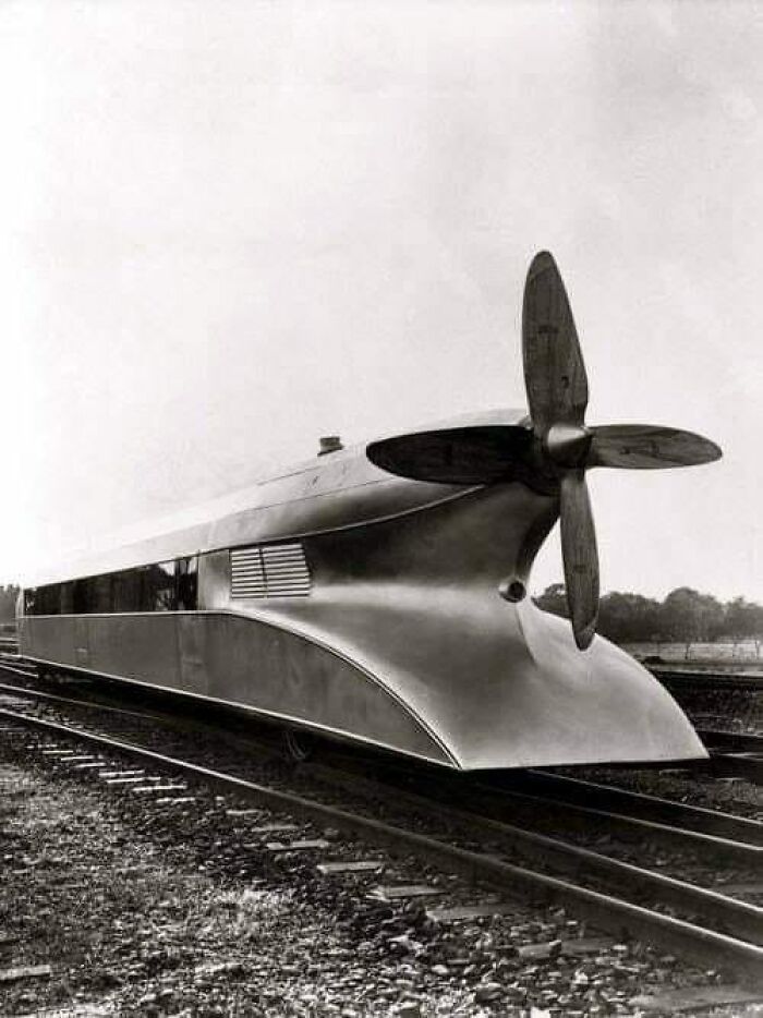 1931 The German Schienenzeppelin Hits Max Speed Of 120 Mph (230 Kmh)
