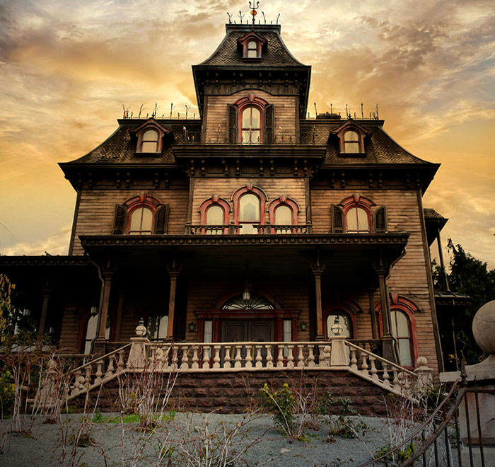 30 Times Scare Actors Couldn’t Continue Acting And Had To Break Character