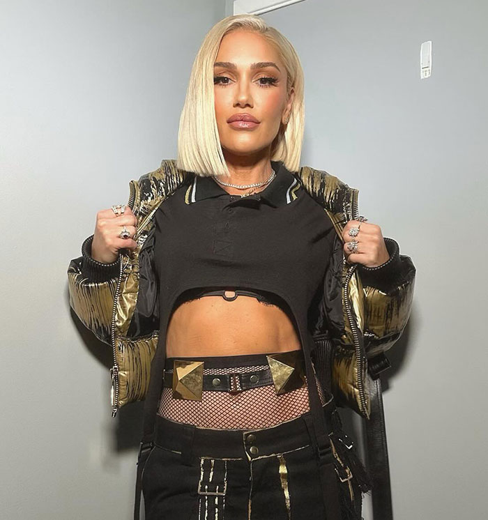 Fans Accuse Gwen Stefani Of Being "Unrecognizable" After She Debuts New Look: "Fire Your Stylist"