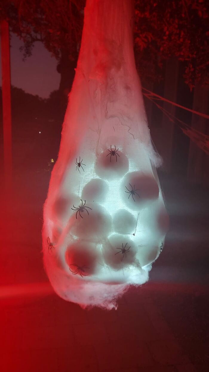 What To Do On A Sunday Afternoon, Make Spider Egg Sacs