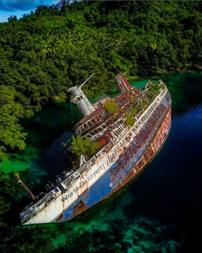 The Ms World Discoverer Was A German Expedition Cruise Ship Renowned For Navigating Some Of The Most Remote And Exotic Locations On The Planet