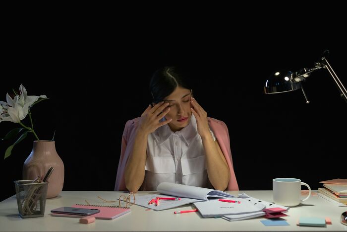 Wife Goes Out Of Her Way To Accommodate Husband&rsquo;s Fatigue, He Still Keeps Complaining