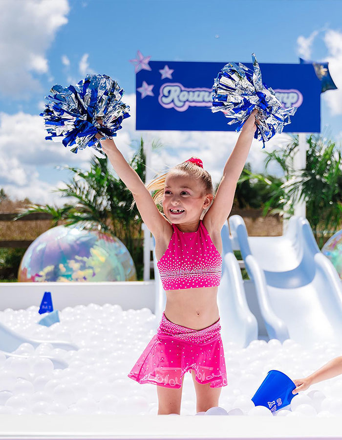 "Sick And Disturbing": Justin Bieber's Dad Slammed For Posting 6-Year-Old Daughter's Bikini Pics