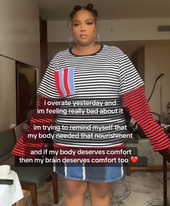 Lizzo Opens Up About Her Weight Loss Journey In Emotional Post After “Overeating” Lizzo Opens Up About Her Weight Loss Journey In Emotional Post After “Overeating”