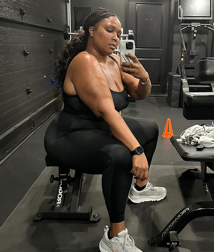 Lizzo Opens Up About Her Weight Loss Journey In Emotional Post After “Overeating” Lizzo Opens Up About Her Weight Loss Journey In Emotional Post After “Overeating”