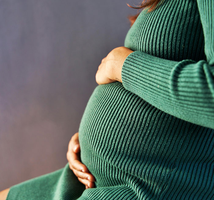 Someone Asked “How Did You Lose Your Best Friend?” And 50 People Got Honest