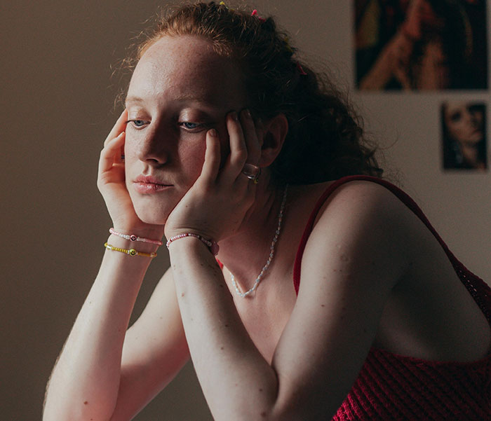 Someone Asked “How Did You Lose Your Best Friend?” And 50 People Got Honest