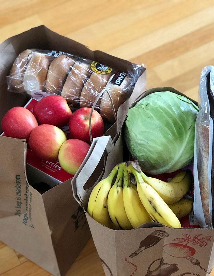 Burglar Hangs Up Woman’s Laundry, Stocks Her Fridge, And Mops The Floor Before Leaving Burglar Hangs Up Woman’s Laundry, Stocks Her Fridge, And Mops The Floor Before Leaving