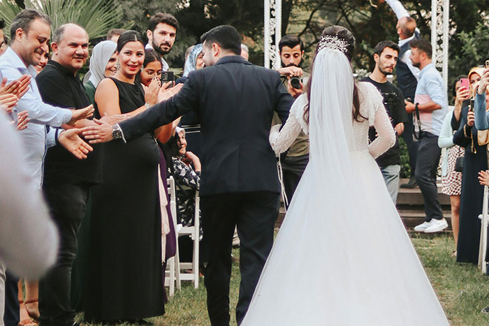 Mom&rsquo;s Last Attempt At Breaking Up Newlyweds Ends In Her Getting Kicked Out Of The Wedding