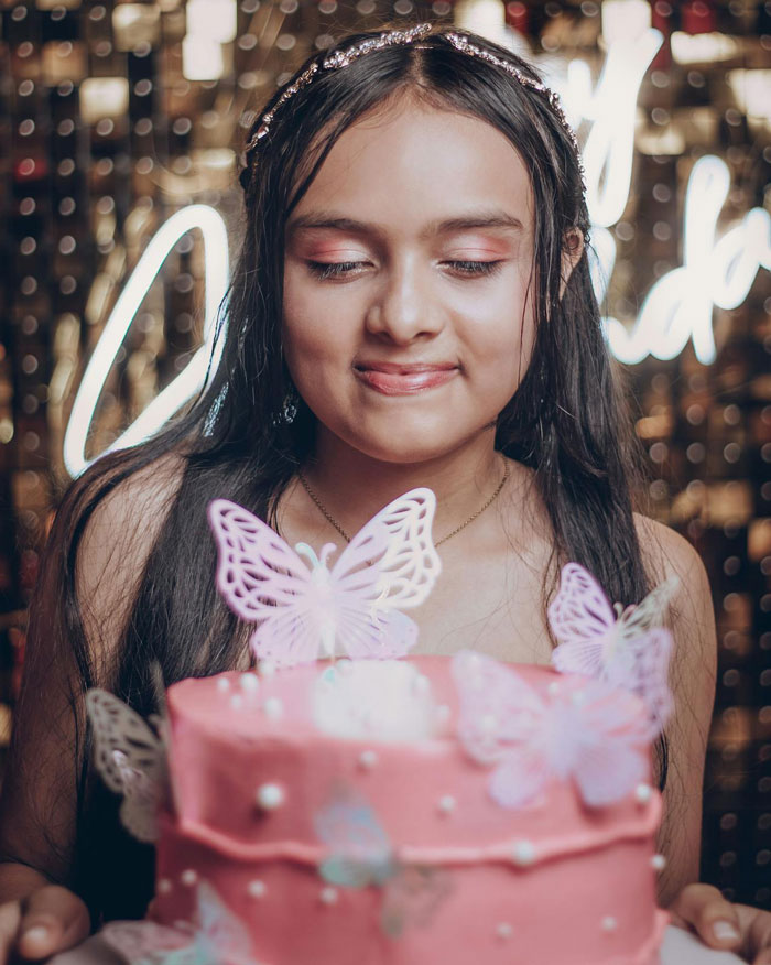 Mom Barely Allows Her 9 Y.O. Attend A Sleepover, Loses It Over ‘Birthday Drinks’ She Was Served Mom Barely Allows Her 9 Y.O. Attend A Sleepover, Loses It Over ‘Birthday Drinks’ She Was Served