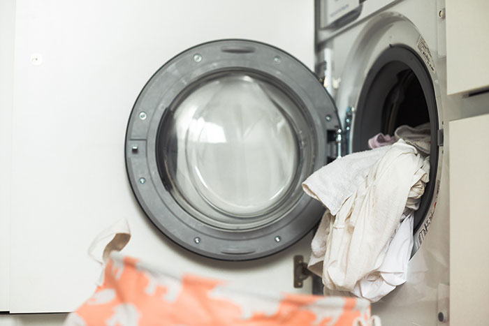 Tenant Goes To Sleep In Peace And Quiet After Taking Revenge On Neighbor Who Ignored The Rules Tenant Goes To Sleep In Peace And Quiet After Taking Revenge On Neighbor Who Ignored The Rules