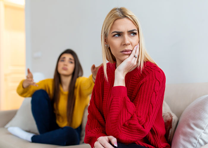 "She Just Laughed": Lady Refuses To Stop Using Person's Back Yard For Her Yoga Sessions "She Just Laughed": Lady Refuses To Stop Using Person's Back Yard For Her Yoga Sessions