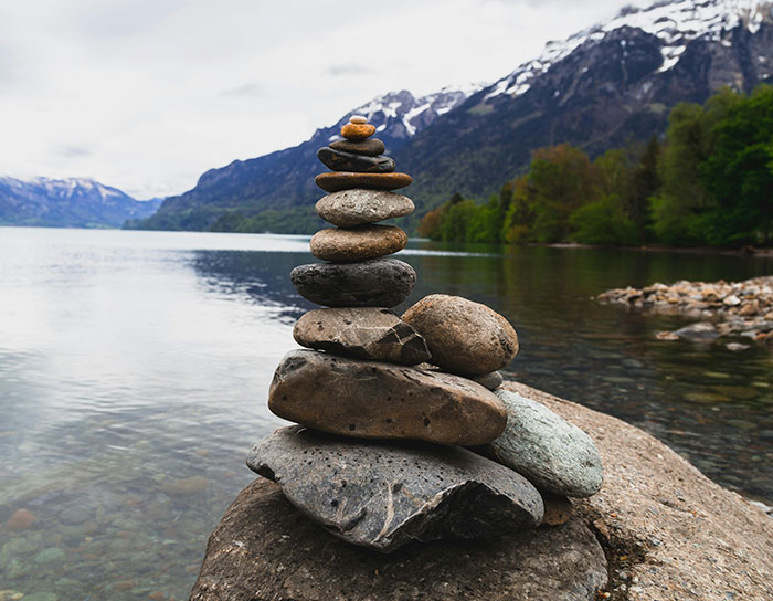 "Diamonds": 35 Old Trends That Many People Don't Realize Are Harmful