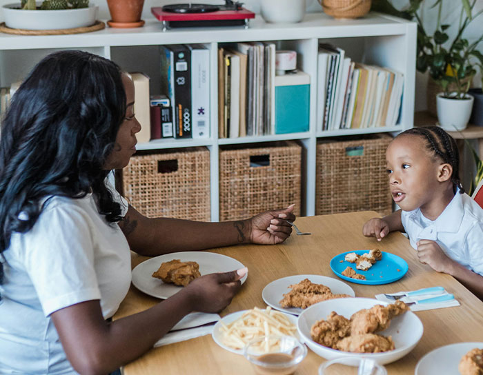 "Diamonds": 35 Old Trends That Many People Don't Realize Are Harmful