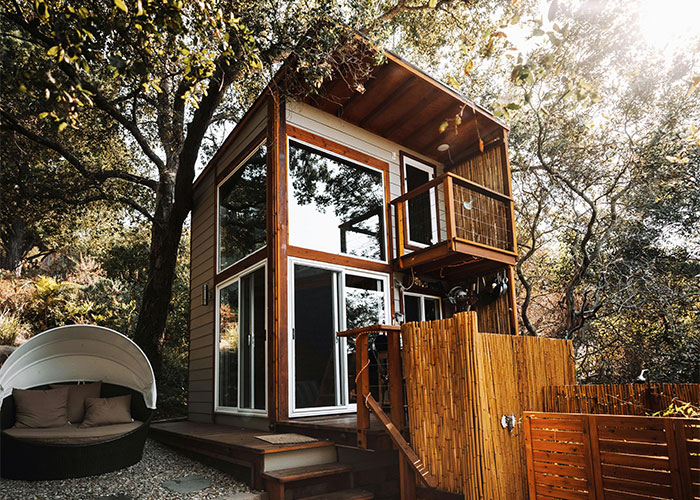 30 Crazy Stories Of People Not Realizing They Can’t Afford The Lifestyle They Lead