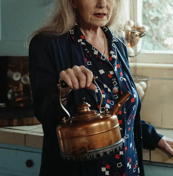 “She Then Called The Secret Service”: 30 Of The Worst Neighbor Experiences People Have Ever Had