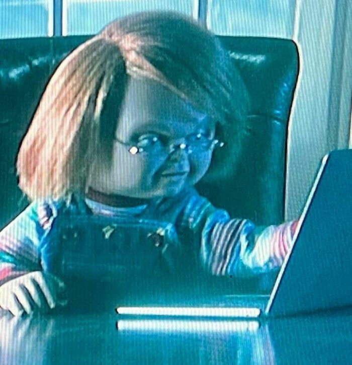 Me On Facebook Deep In Somebody Else’s Business 😂😂😂