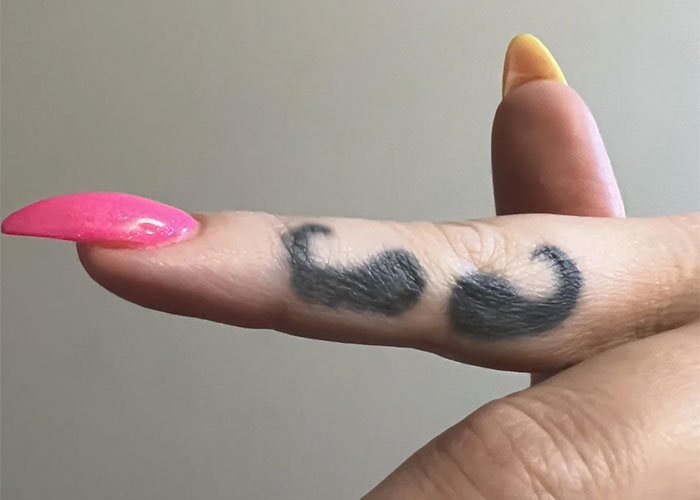 “Now Kinda Embarrassing”: 35 Trends That Blew Up As Quickly As They Died