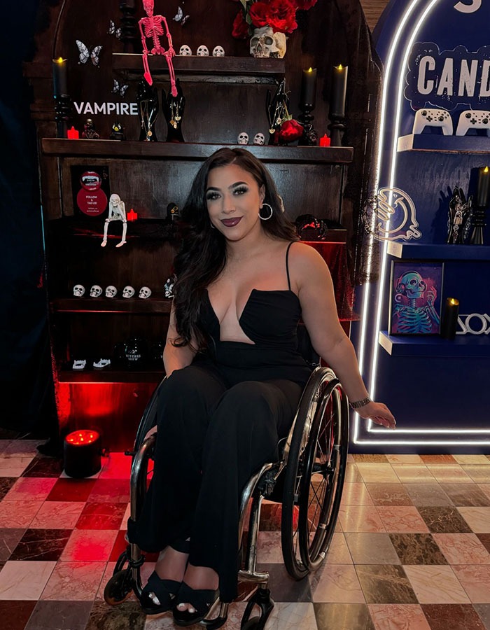 “It Was Worth The Pain”: Quadriplegic Influencer Talks About Peeing Through Her Belly Button “It Was Worth The Pain”: Quadriplegic Influencer Talks About Peeing Through Her Belly Button