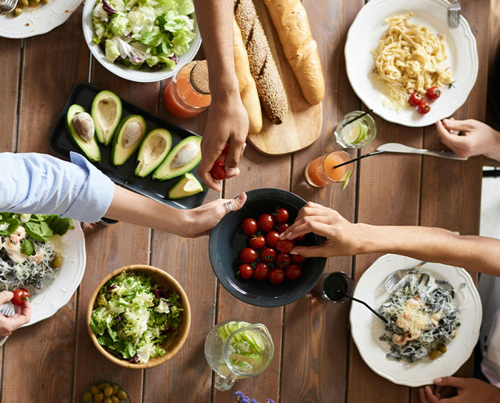 Militantly Vegan Man Tries To Ruin Possibly The Last Thanksgiving With The Whole Family
