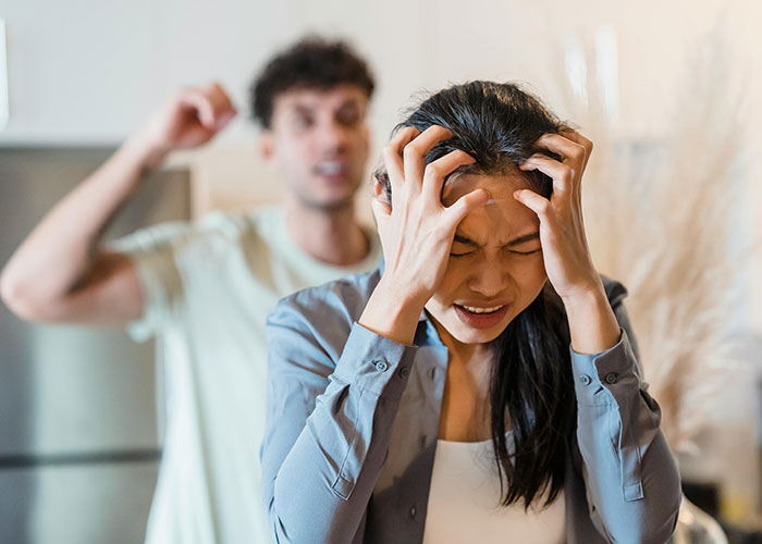 “What’s Something People Romanticize But It’s Actually Horrible?”: 50 People Don’t Hold Back