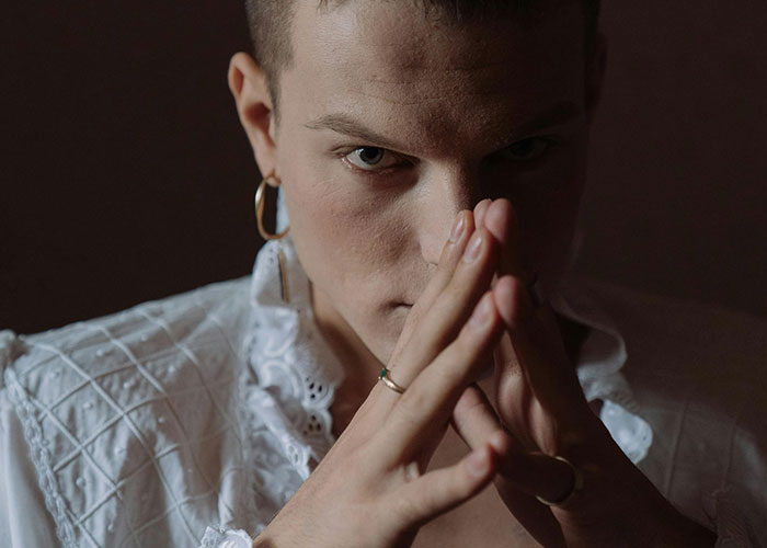 “What’s Something People Romanticize But It’s Actually Horrible?”: 50 People Don’t Hold Back