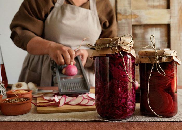 “What’s Something People Romanticize But It’s Actually Horrible?”: 50 People Don’t Hold Back