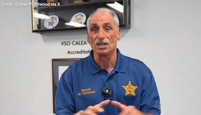 “Kudos To That Dispatcher”: Man Understands Woman's 'Pizza Order' And Saves Her From Assault “Kudos To That Dispatcher”: Man Understands Woman's 'Pizza Order' And Saves Her From Assault