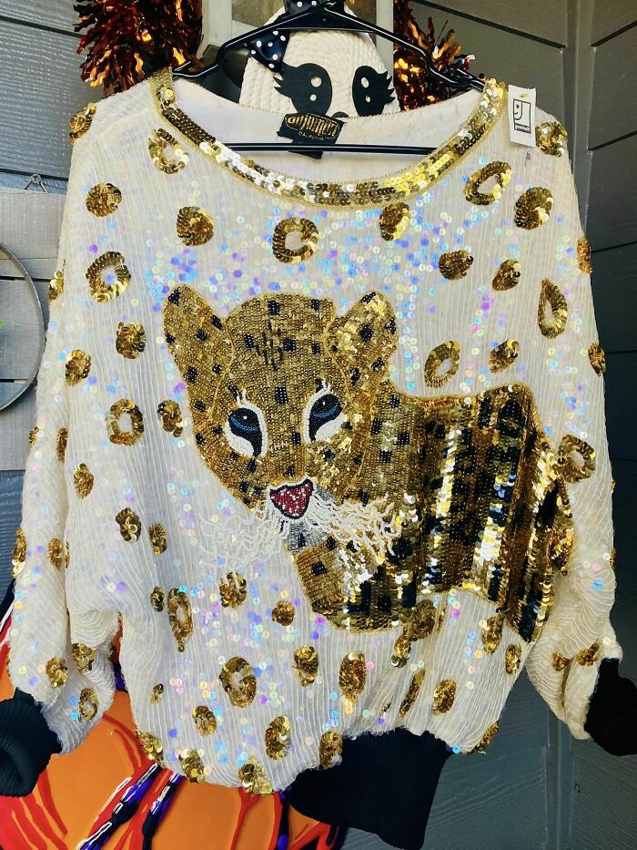 When You Spot This At A Thrift Store, Mixed In With The Halloween Costumes And You Start To Purr!