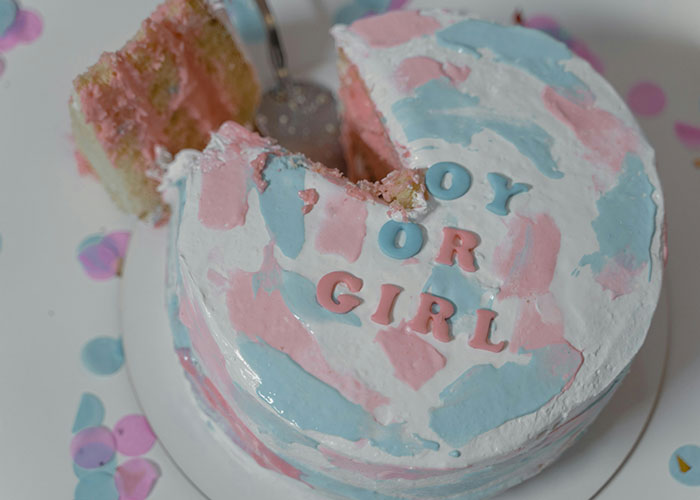 Woman Has Only One Job At Sister&rsquo;s Gender Reveal, Fails It And Doesn&rsquo;t Get What&rsquo;s The Issue