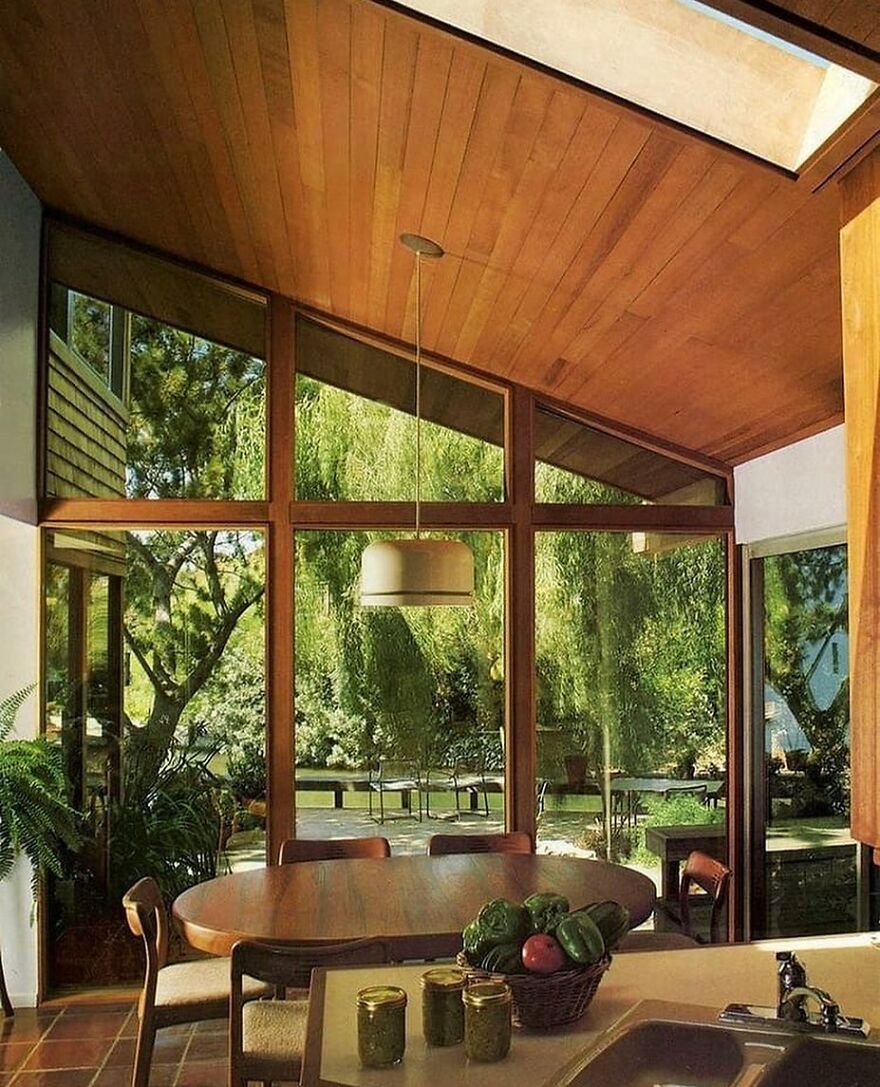 Cosy Windows And Skylight In The 1971