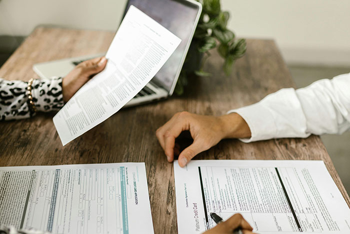 People Reveal 45 Social Norms They Secretly Find Just Ridiculous