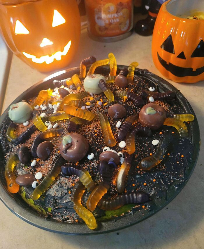 Our Preschooler Is Ready For Halloween, She Wanted To Decorate "A Spooky Worm Cake" Today, And Decided Wormy Apples Fit The Bill