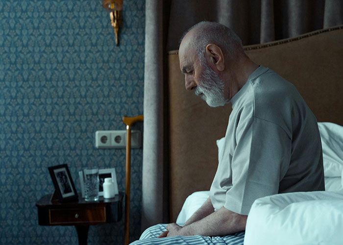 “It's Been 4 Years And I Still Cry”: 40 Life Events You’ll Never Fully Grasp Until They’re Yours