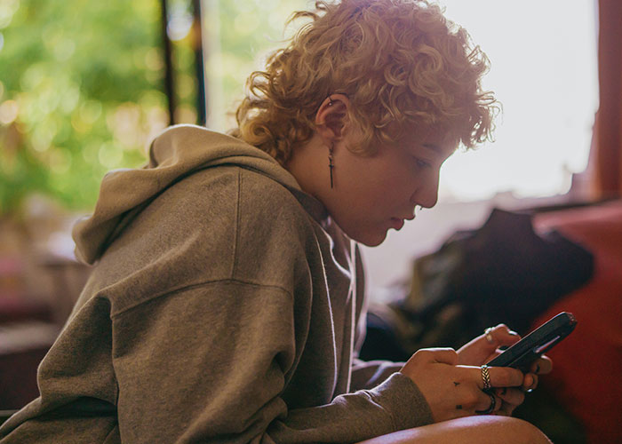 “It's Been 4 Years And I Still Cry”: 40 Life Events You’ll Never Fully Grasp Until They’re Yours