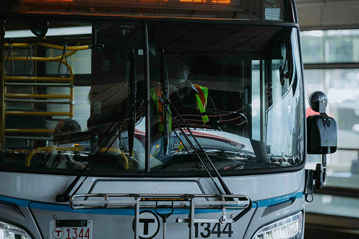 “One Of The Most Terrifying Experiences”: Things People Swear They've Seen But Nobody Believes Them